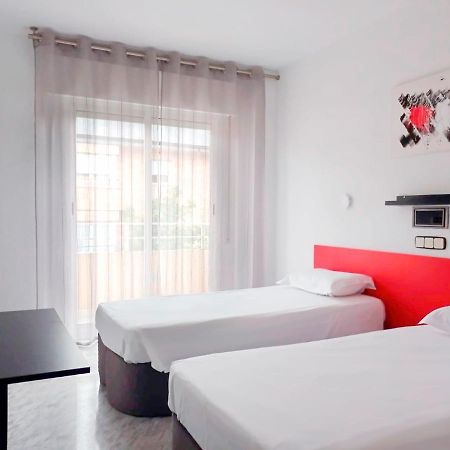 Hostal Lady Ana Maria Collado Villalba Εξωτερικό φωτογραφία
