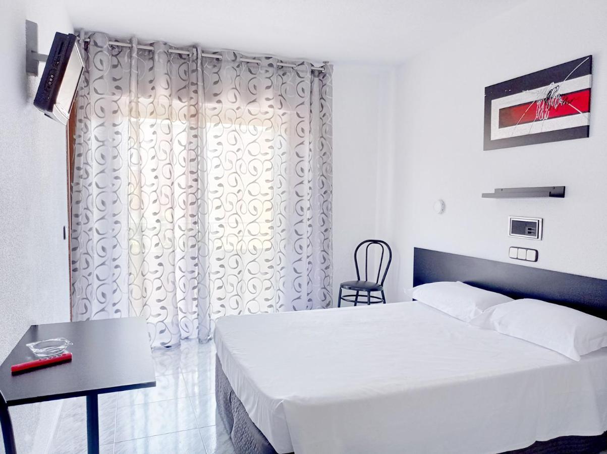 Hostal Lady Ana Maria Collado Villalba Εξωτερικό φωτογραφία
