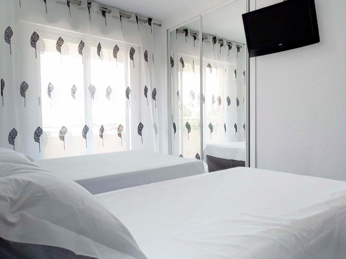 Hostal Lady Ana Maria Collado Villalba Εξωτερικό φωτογραφία