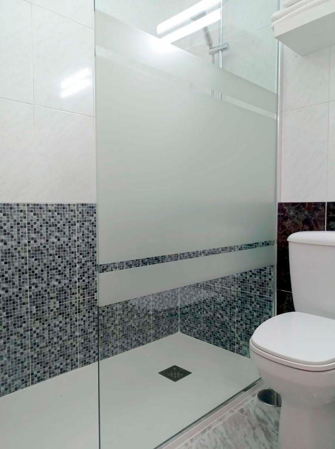 Hostal Lady Ana Maria Collado Villalba Εξωτερικό φωτογραφία